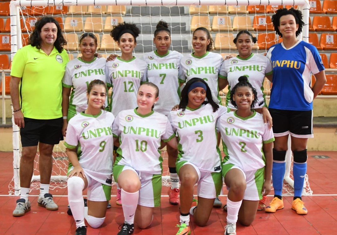 El equipo de la Universidad Nacional Pedro Henríquez Ureña (UNPHU), está liderando la tabla de posiciones del fútbol sala femenil, en el torneo universitario en su versión 2024, empatado con la Unibe.