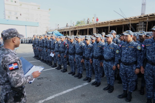 Policía Nacional despliega más de 4,300 agentes para garantizar la seguridad en Navidad, Año Nuevo y Día de Reyes